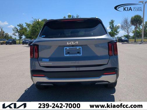 2024 Kia Sorento S