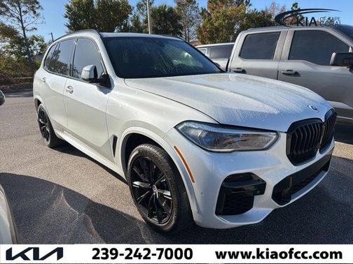 2022 BMW X5 M50i