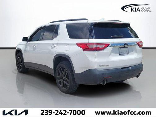 Summit White 2021 Chevrolet Traverse LT Cloth