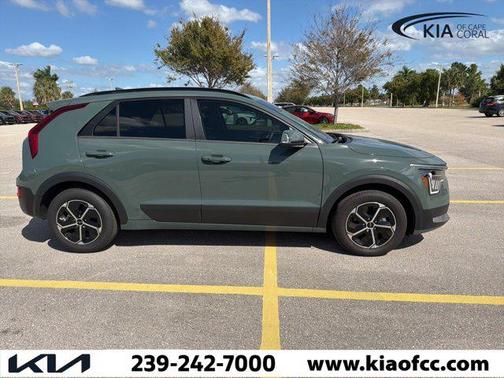 2025 Kia Niro EX