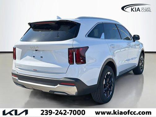 Glacial White Pearl 2026 Kia Sorento S