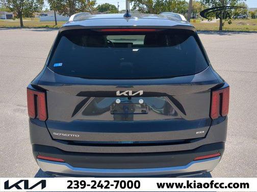 2025 Kia Sorento EX