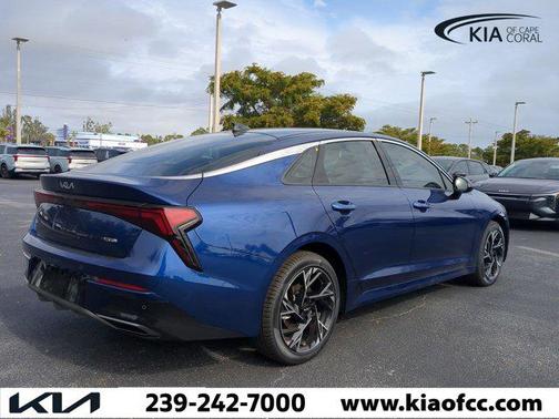 2025 Kia K5 GT-Line