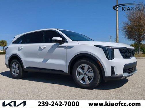 2025 Kia Sorento LX