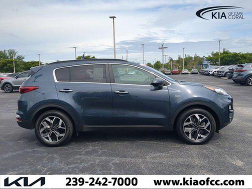 2022 Kia Sportage EX