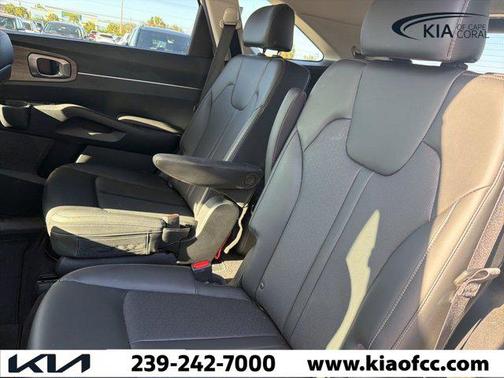 2023 Kia Sorento EX