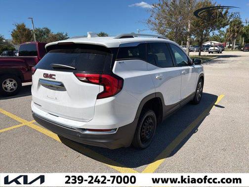 2021 GMC Terrain SLT