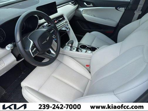 2025 Genesis G70 2.5T RWD