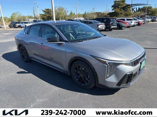 2025 Kia K4 GT-Line Turbo