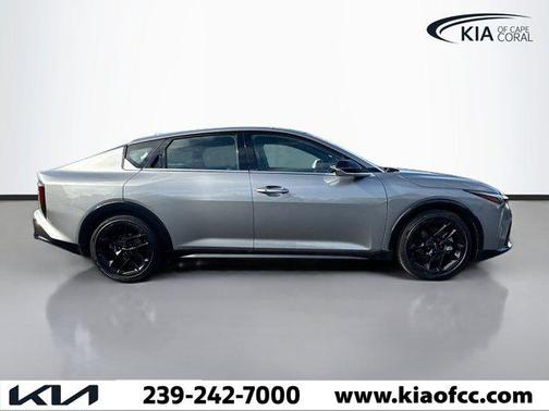 2025 Kia K4 GT-Line Turbo