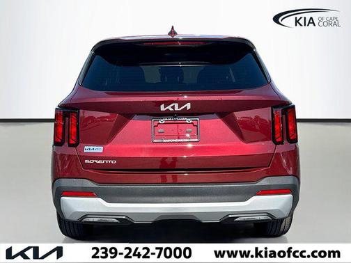 2025 Kia Sorento LX