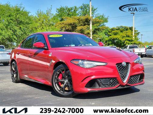 Rosso Competizione Tri-Coat 2018 Alfa Romeo Giulia Quadrifoglio