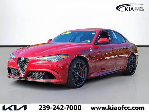 Rosso Competizione Tri-Coat 2018 Alfa Romeo Giulia Quadrifoglio