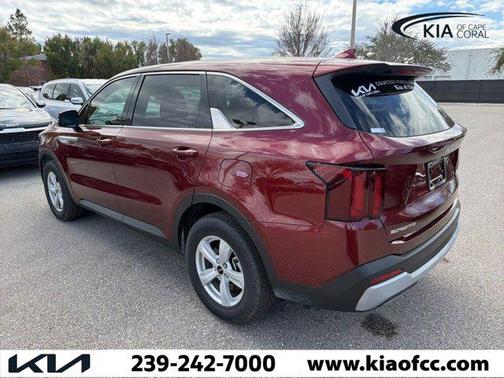 2025 Kia Sorento LX