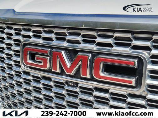 2021 GMC Yukon XL Denali