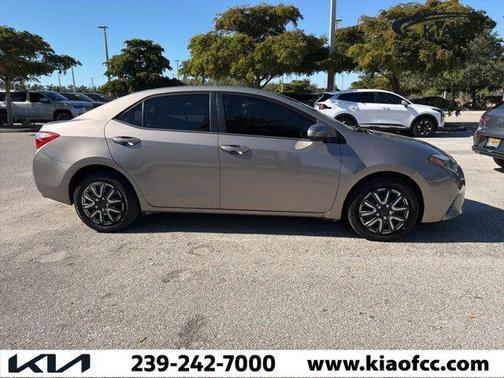 2015 Toyota Corolla LE