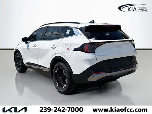 Glacial White Pearl 2026 Kia Sportage EX