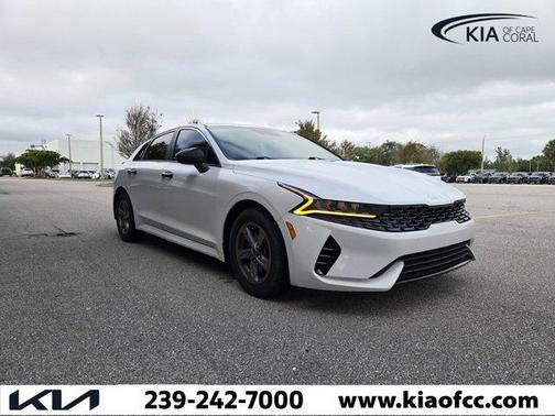 2022 Kia K5 LXS