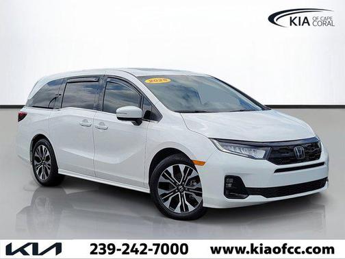 Platinum White Pearl 2025 Honda Odyssey Elite