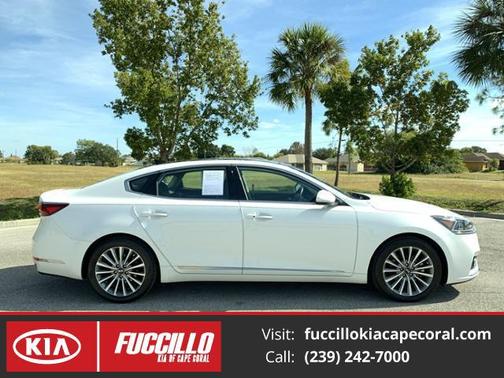 2017 Kia Cadenza Premium
