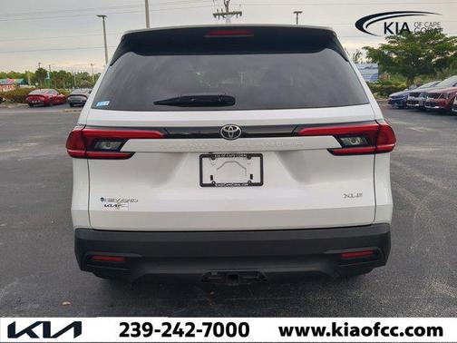 2024 Toyota Grand Highlander Hybrid XLE