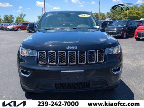 2022 Jeep Grand Cherokee Laredo
