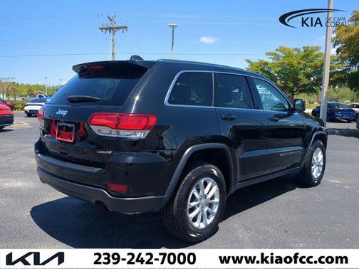 2022 Jeep Grand Cherokee Laredo