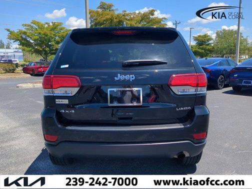 2022 Jeep Grand Cherokee Laredo