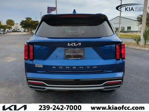 2022 Kia Sorento SX