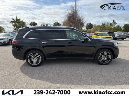 2025 Mercedes-Benz GLS 450 4MATIC