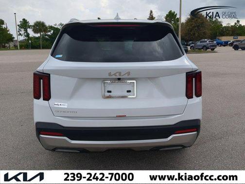 2025 Kia Sorento S