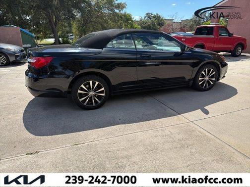 2014 Chrysler 200 S