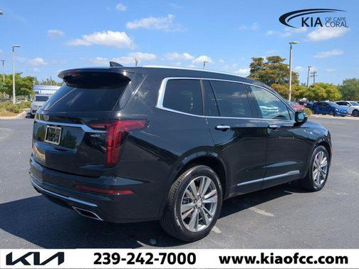 2023 Cadillac XT6 Premium Luxury FWD