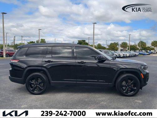 2022 Jeep Grand Cherokee L Altitude