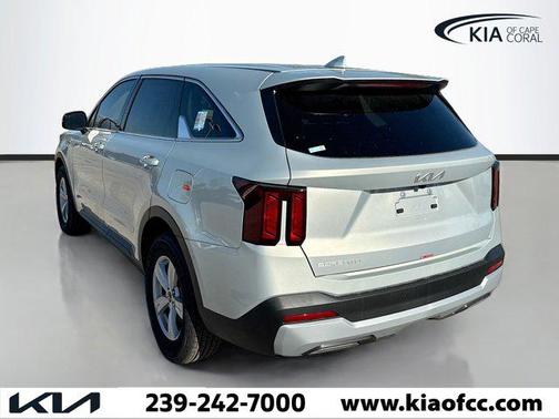 2026 Kia Sorento LX