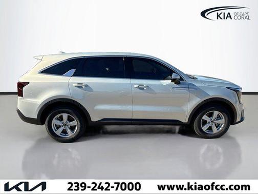 2026 Kia Sorento LX
