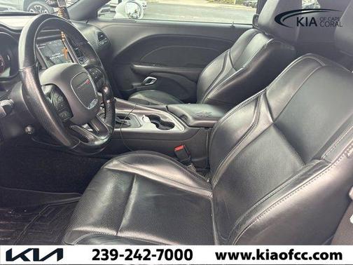 2020 Dodge Challenger SXT