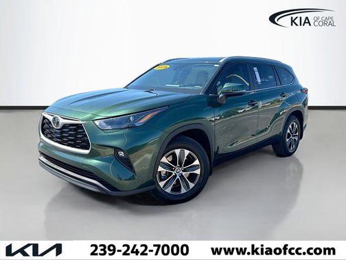 2025 Toyota Highlander XLE