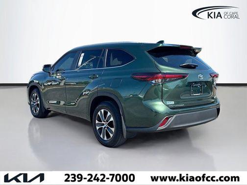 2025 Toyota Highlander XLE