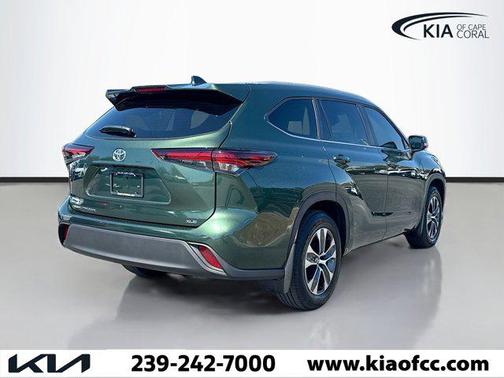2025 Toyota Highlander XLE