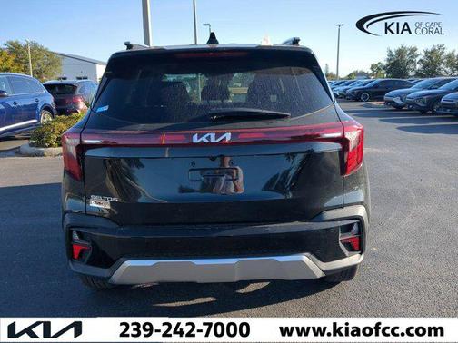 2025 Kia Seltos EX