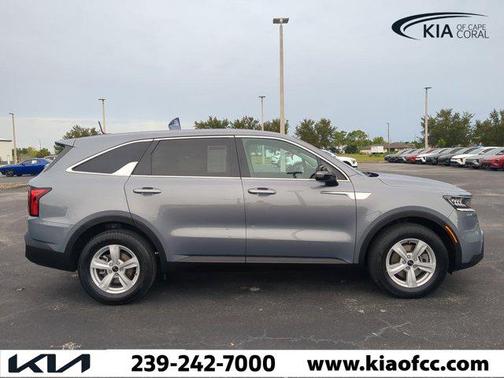 2021 Kia Sorento LX