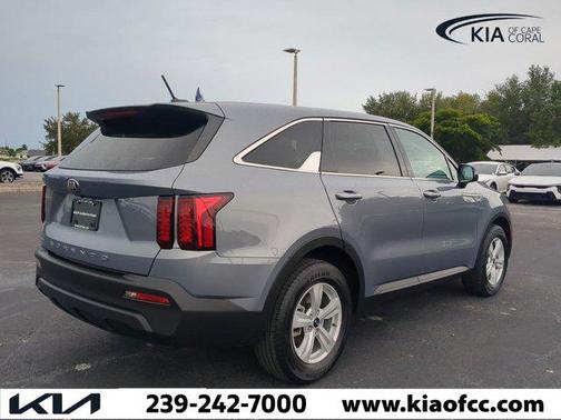2021 Kia Sorento LX