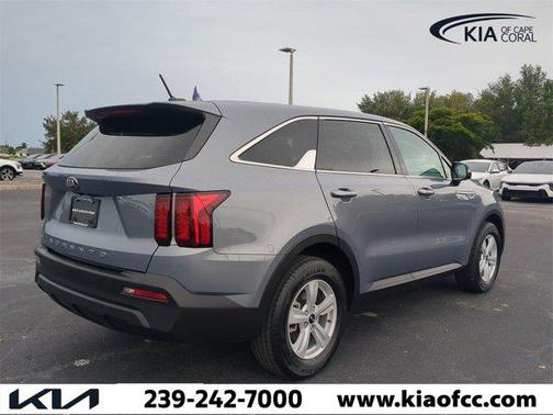 2021 Kia Sorento LX