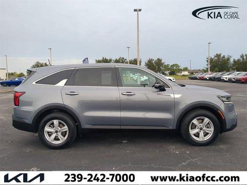 2021 Kia Sorento LX