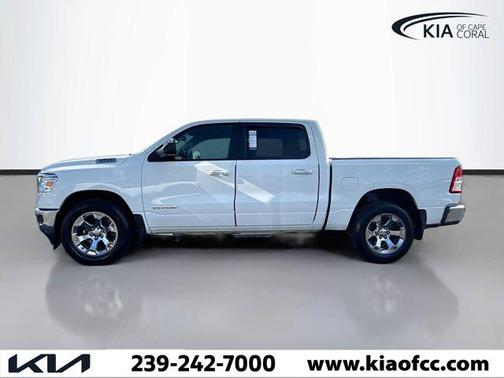 Bright White Clearcoat 2019 RAM 1500 Big Horn