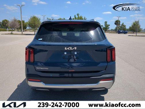 2025 Kia Sorento S
