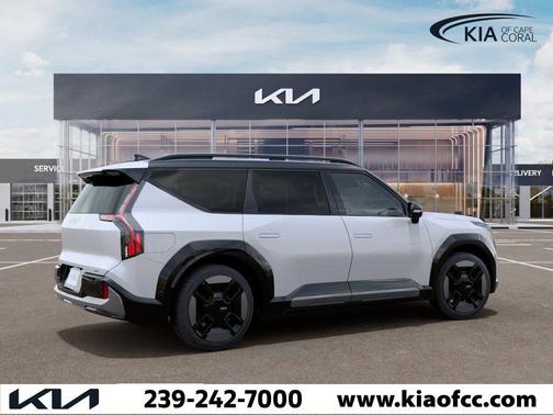 Glacial White Pearl/Ebony Black Roof 2026 Kia EV9 GT-Line