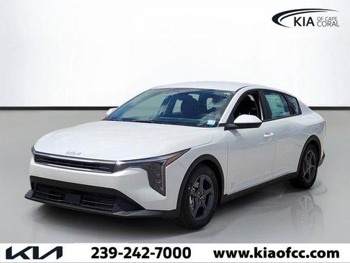 Snow White Pearl 2026 Kia K4 LXS