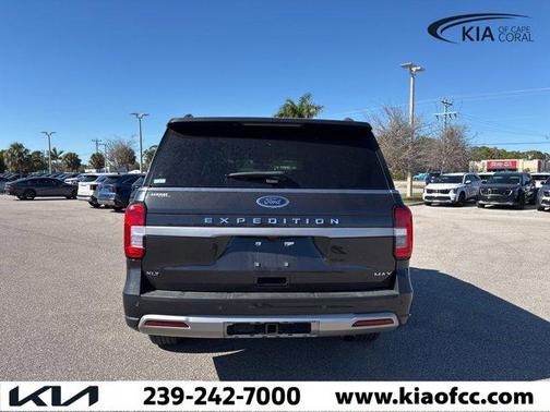 2022 Ford Expedition Max XLT